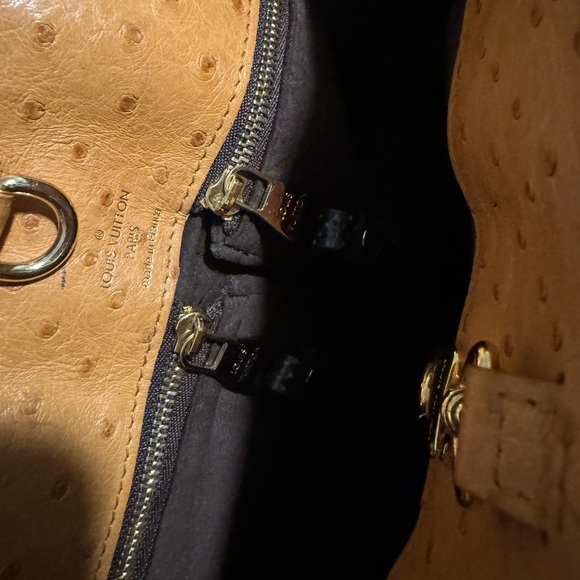 Rare & Limited Edition Monogram Etoile Exotique Tote GM - Picture 10 of 13